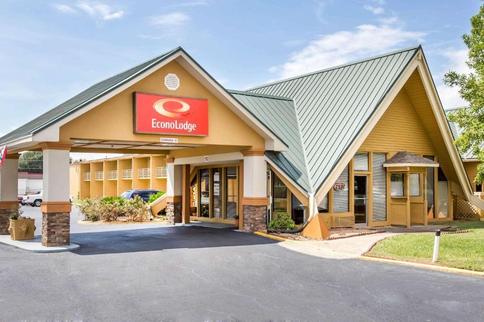 Perry Inn & Suites By Capital O National Fairground GA I 75, C31069-2, Perry GA