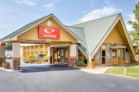Perry Inn & Suites By Capital O National Fairground GA I 75