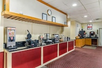 Perry Inn & Suites National Fairground I 75