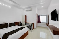 HOTEL O KARTHIKEYA GUEST Inn