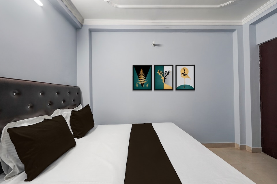 Hotel O STAR GALAXY, Vikas Nagar Lucknow, Lucknow