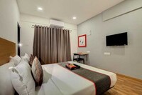 Townhouse Oak Cochin International Airport