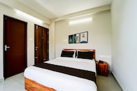 Townhouse Oak Cochin International Airport