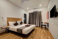Townhouse Oak Cochin International Airport