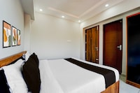 Super Townhouse Oak Cochin International Airport