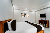 Super Townhouse Oak Cochin International Airport