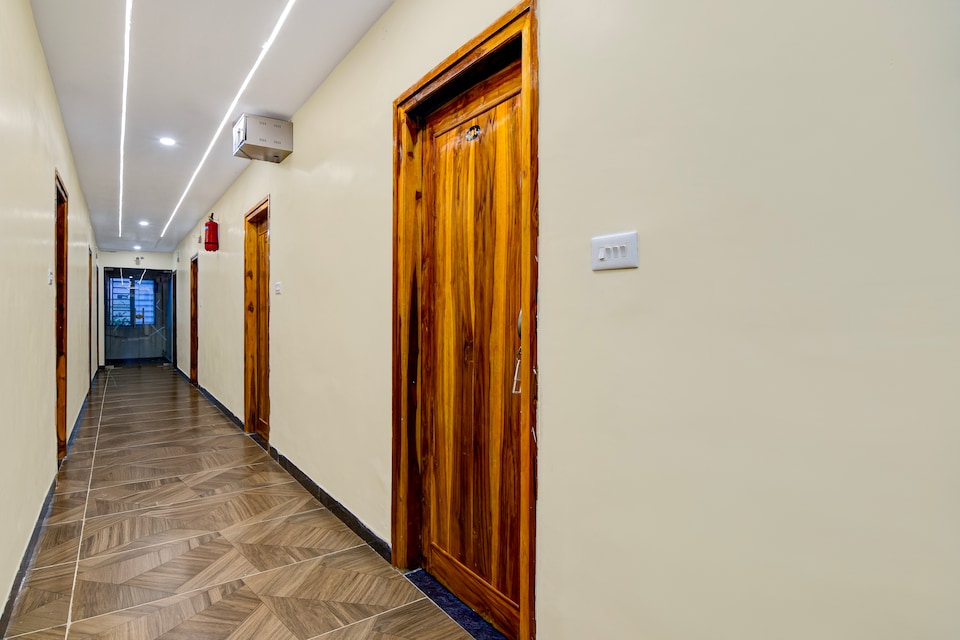 Super Hotel O Parvathipuram Railway Station Road Formerly Siva Karthikeya Residency, Parvathipuram, Parvathipuram