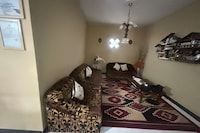 OYO 94841 Alodia Homestay Family