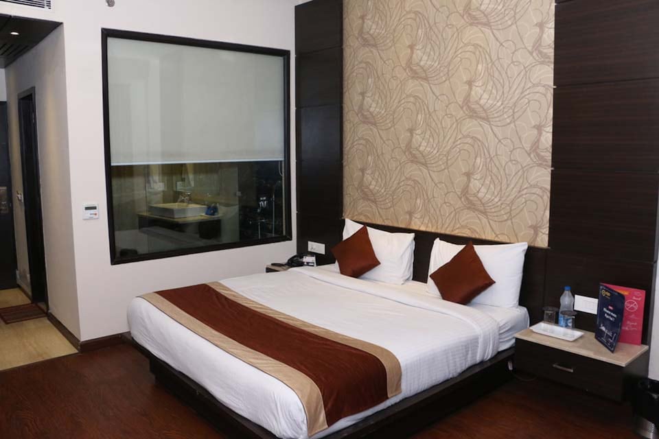 OYO 2433 Hotel Parth, Bus Stand Ludhiana, Ludhiana