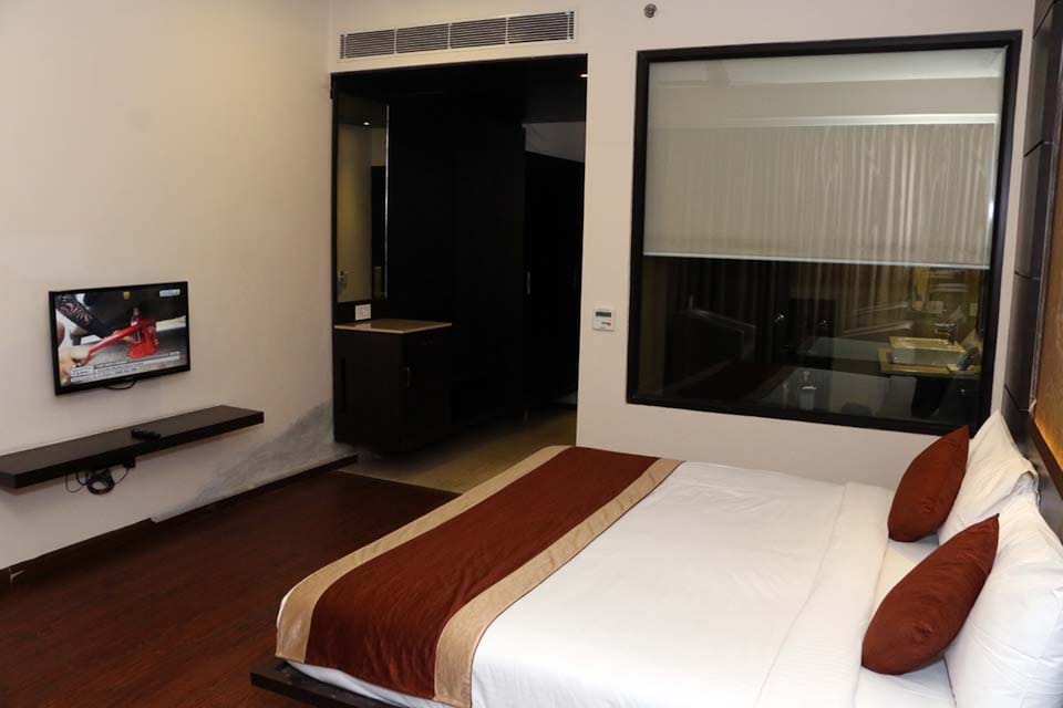 OYO 2433 Hotel Parth, Bus Stand Ludhiana, Ludhiana