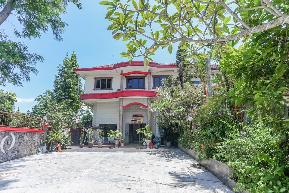 Dancenter Hotel Andalus Puncak Cibogo, Puncak Bogor, Bogor
