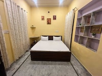 Hotel O Krishna Palace