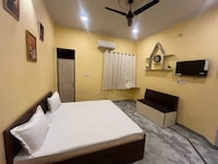 Hotel O Krishna Palace