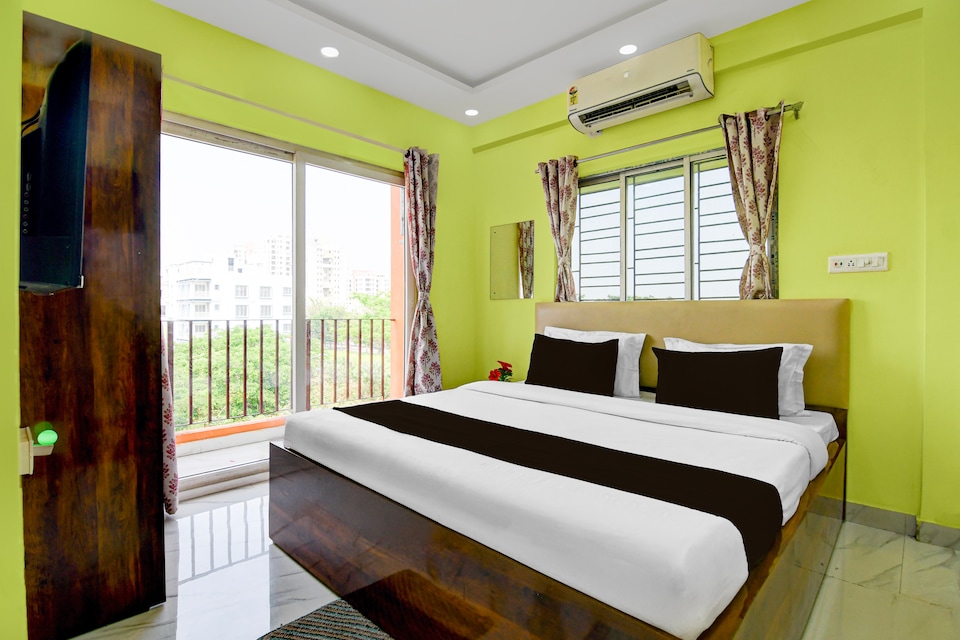 Hotel O Axis Mall New Town Formerly Jerry Guest House, Rajarhat Kolkata, Kolkata