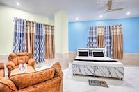 SPOT ON Royal King Guest House 