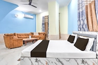 SPOT ON Royal King Guest House 