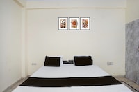 Hotel O Radha Residency 