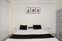 Hotel O Radha Residency