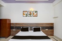 Hotel O Radha Residency