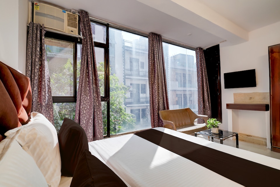 Super Collection O Sector 7 Dwarka Formerly Aakarshan Residency, Dwarka Delhi, Delhi