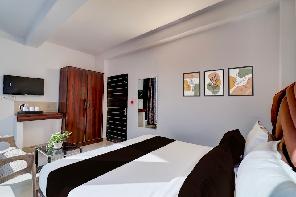 Collection O Sector 7 Dwarka Formerly Aakarshan Residency, Dwarka Delhi, Delhi