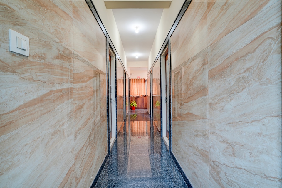 Hotel O Sapthagiri Boarding and Lodging, Tumkur Road, Bangalore