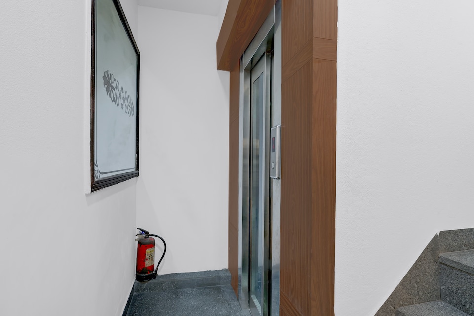 Hotel O Great Residency Hotel, Kalkaji Delhi, Delhi