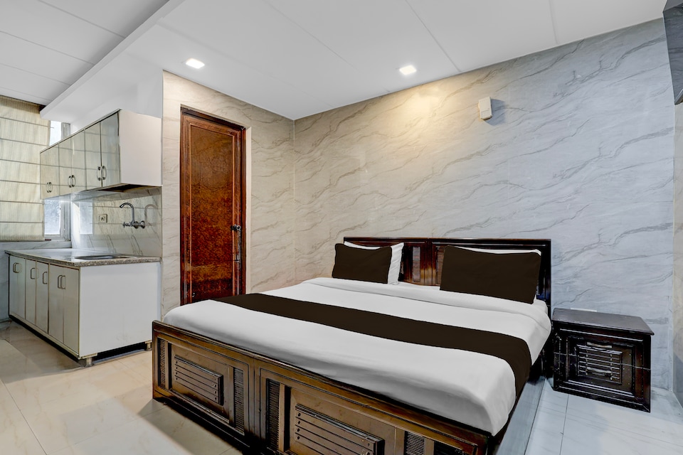 Hotel O Great Residency Hotel, Kalkaji Delhi, Delhi