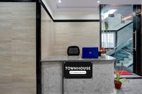 Townhouse Koramangala Road Complex Formerly Parkash Tower