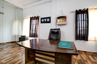 SPOT ON Hotel Gold Inn