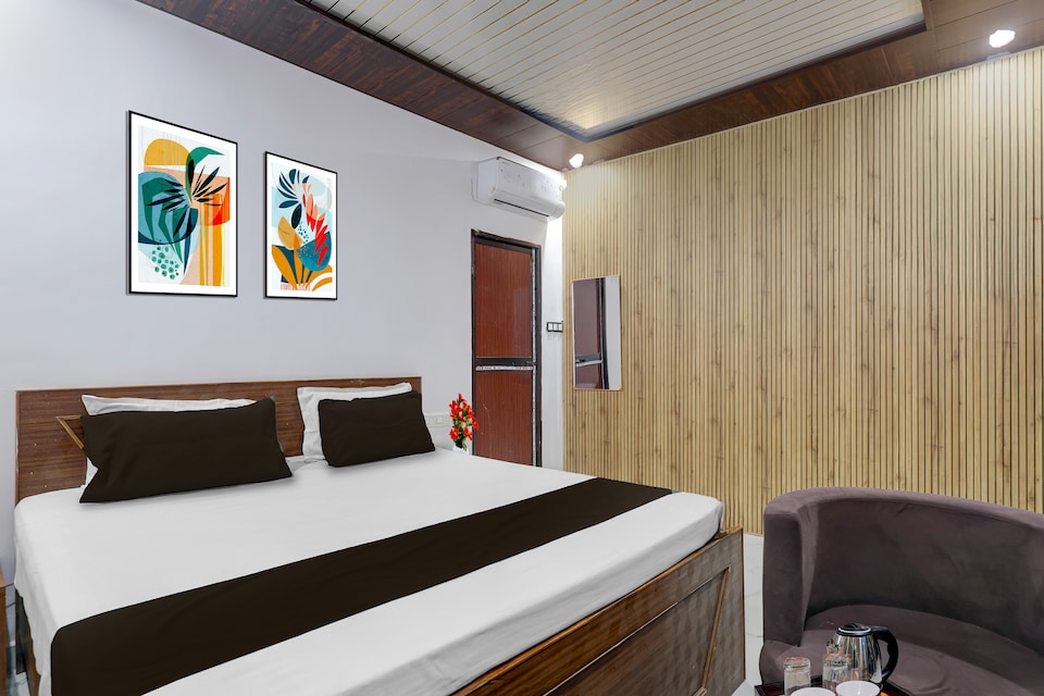 Collection O Patliputra Central Railway Junction Formerly Hotel Sun Royal, Bailey Road, Patna