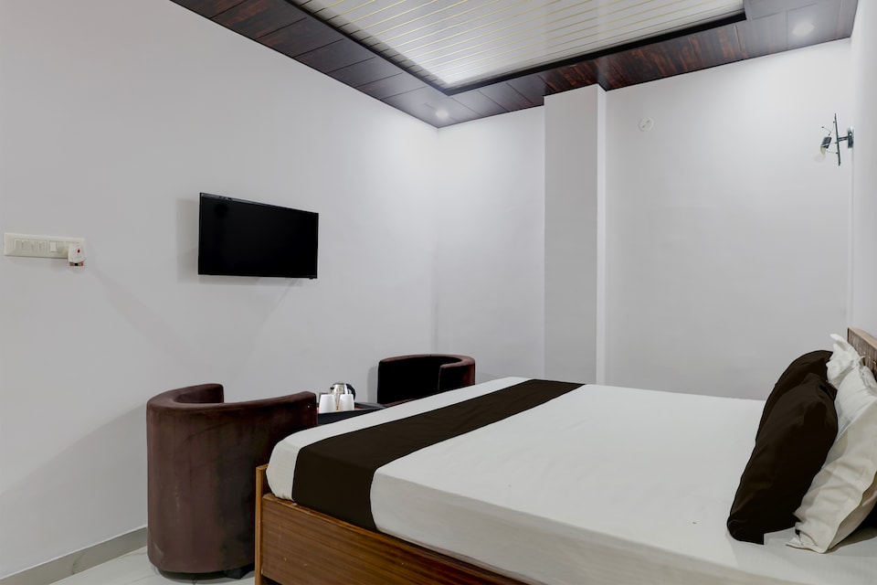 Collection O Patliputra Central Railway Junction Formerly Hotel Sun Royal, Bailey Road, Patna