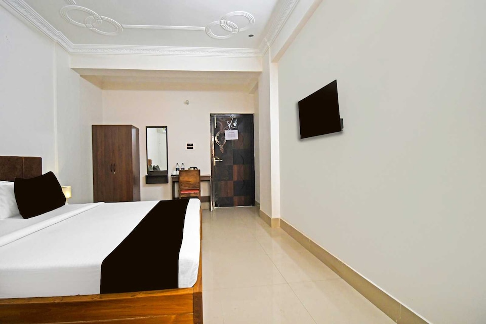 Collection O Patliputra Central Railway Junction Formerly Hotel Sun Royal, Bailey Road, Patna