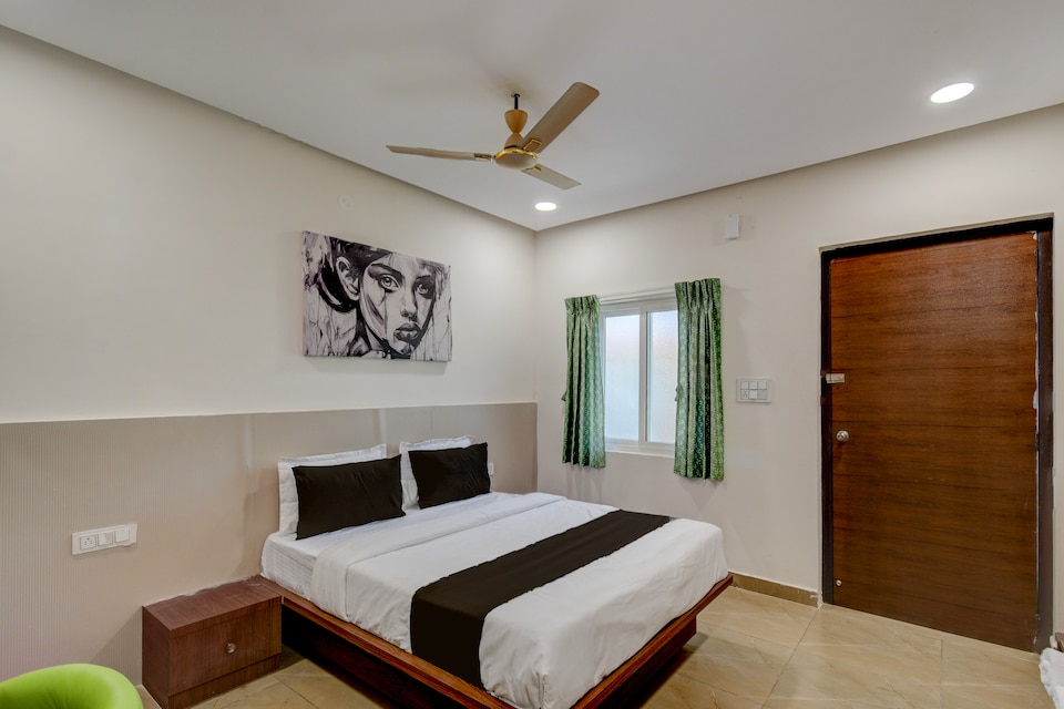 Hotel O EVA, Gachibowli, Hyderabad
