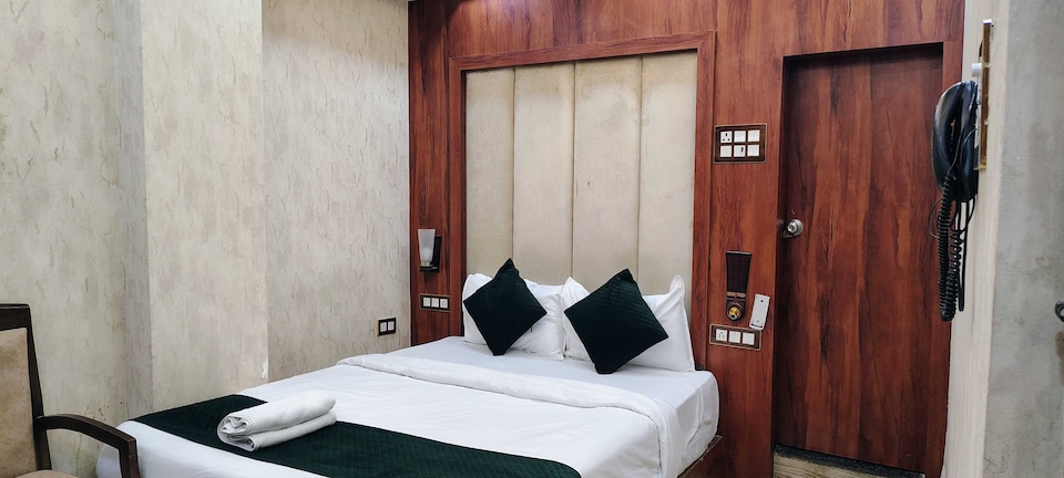 Hotel O HOTE V-SQUARE, SGPGI Lucknow, Lucknow