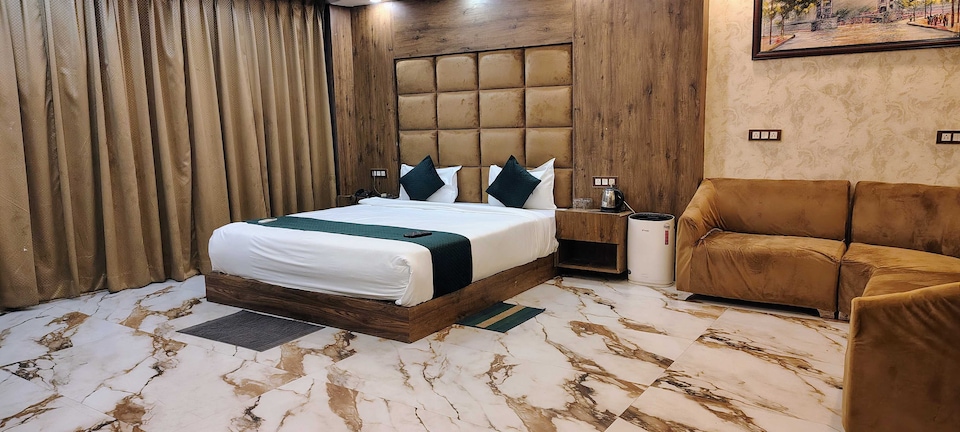 Hotel O HOTE V-SQUARE, SGPGI Lucknow, Lucknow