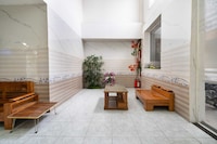 Dancentre Mau Tim Hotel - District 12