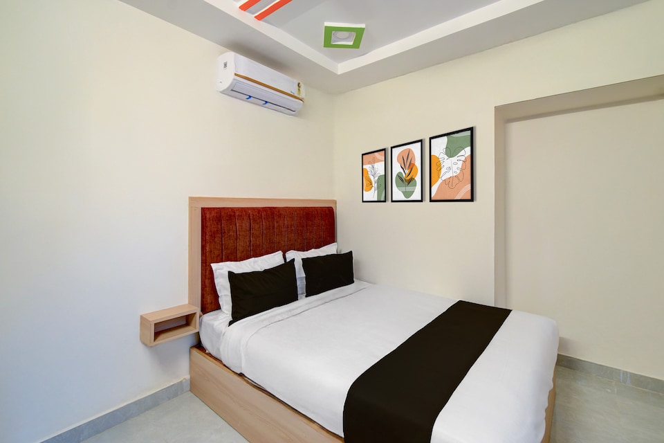 Hotel O RR Grand Luxury Rooms, LB Nagar-Uppal, Hyderabad