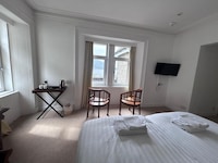 OYO The Lodge On The Loch Onich