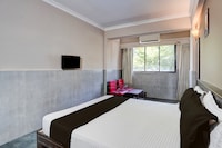 Hotel O Calangute-Baga Crossway Formerly Rustic Village