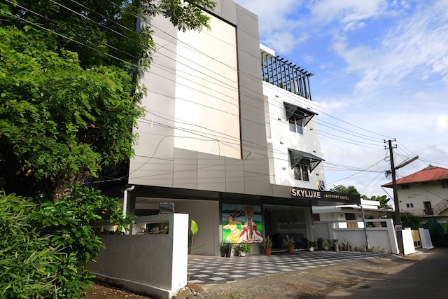 Townhouse Cochin Airport Formerly Skyluxe