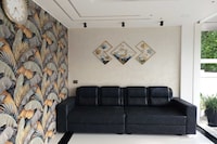 Townhouse Cochin Airport Formerly Skyluxe