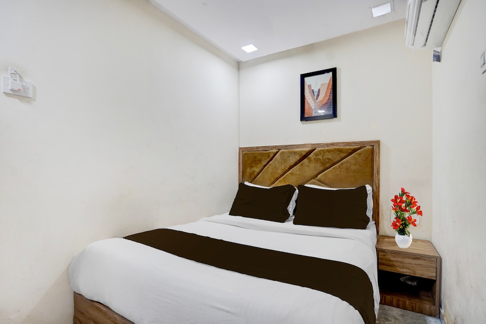 Hotel O Beverly Plaza Kurla, Mumbai Chembur-Kurla-Ghatkopar, Mumbai