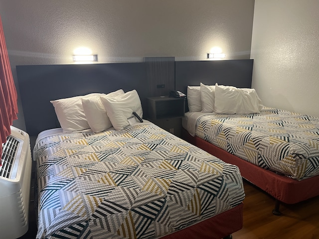 2 Full Beds | Non-Smoking, Kitchen