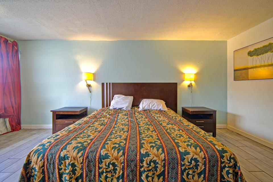 Sunset Inn Flatonia I 10 by Hotel O, C78941, Flatonia, TX