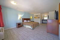 Sunset Inn by Hotel O Flatonia I - 10