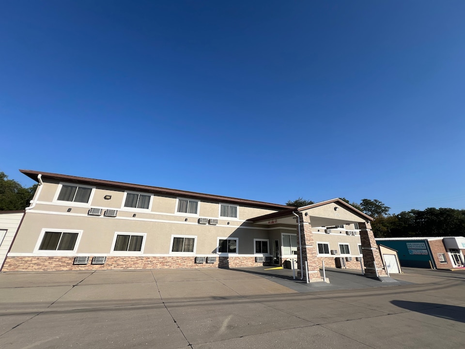 Deluxe Inn Capital O Nebraska City I 29, Nebraska City NE, Nebraska City NE