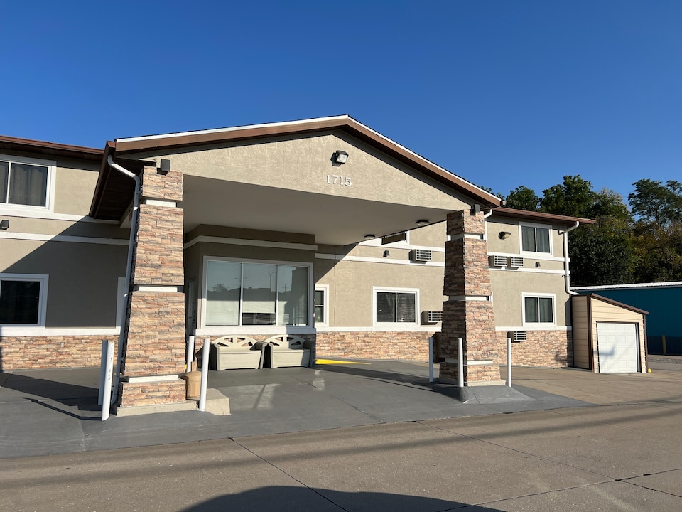 Deluxe Inn Capital O Nebraska City I 29, Nebraska City NE, Nebraska City NE