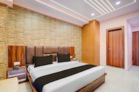 Townhouse Oak Panki Railway Junction Formerly Hotel Rudra