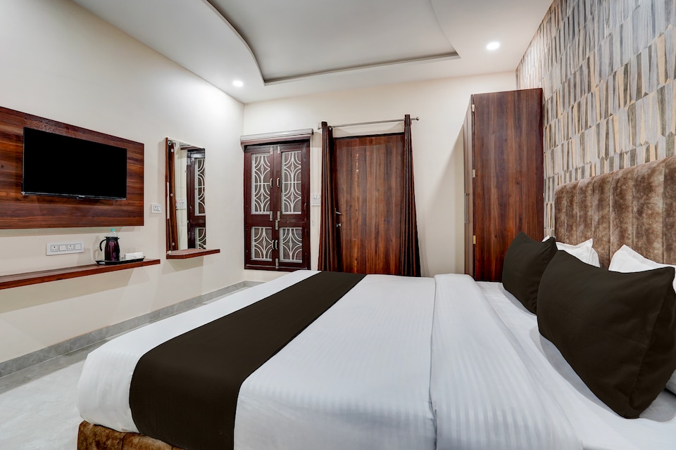 Super Hotel O Civil lines Bareilly Formerly Neelam Inn, Civil Lines Bareilly, Bareilly